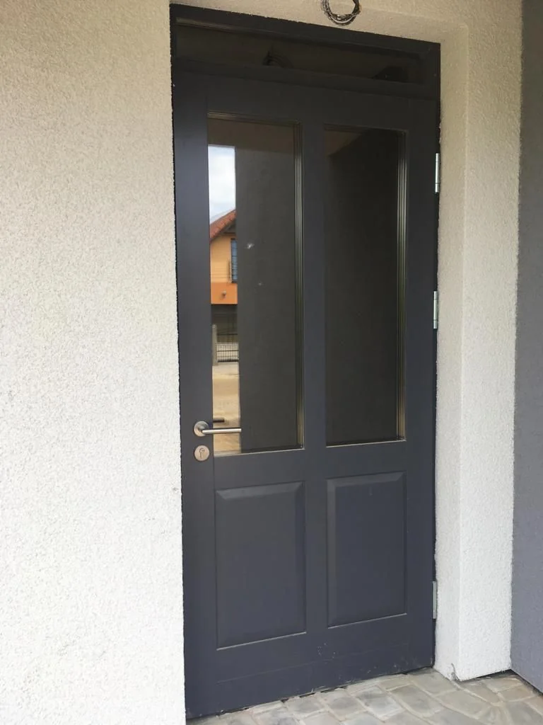 KD06 door